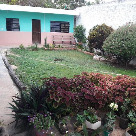 Hostal Y Temazcal Guemez Chichén-Itzá Exteriér fotografie